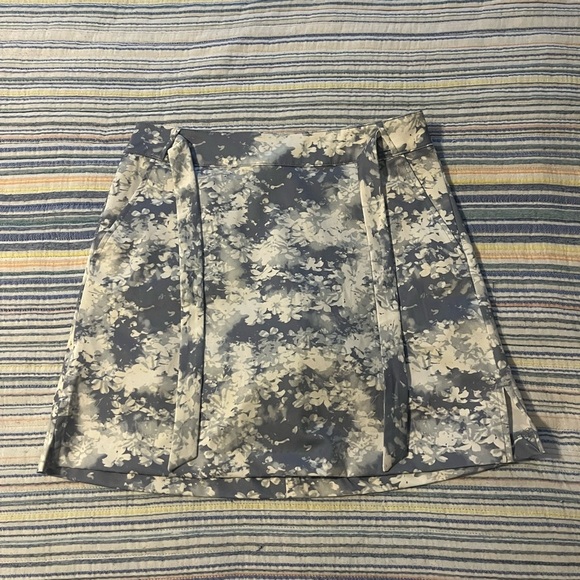 Lady Hagen Women's Skort - Picture 1 of 12